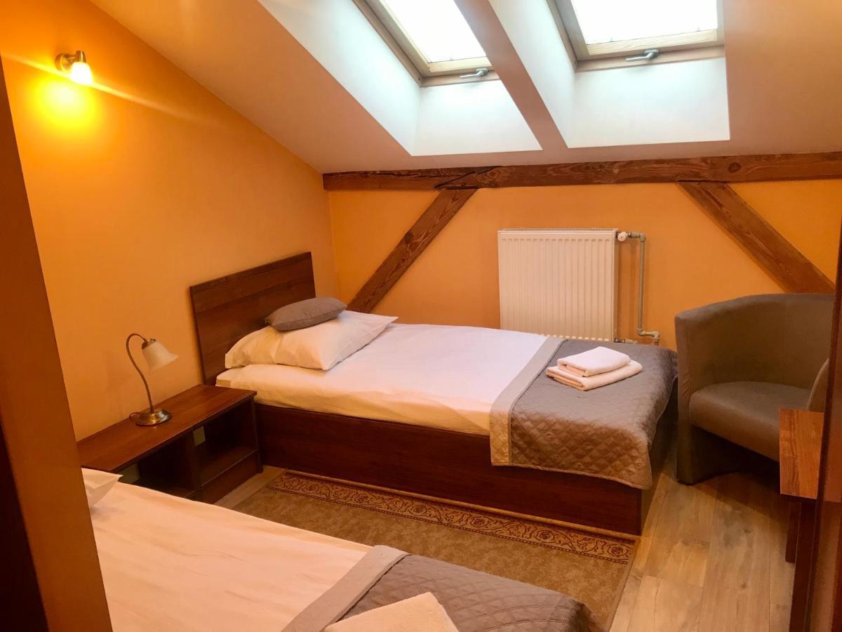 Hotelik Polonia Łowicz 외부 사진