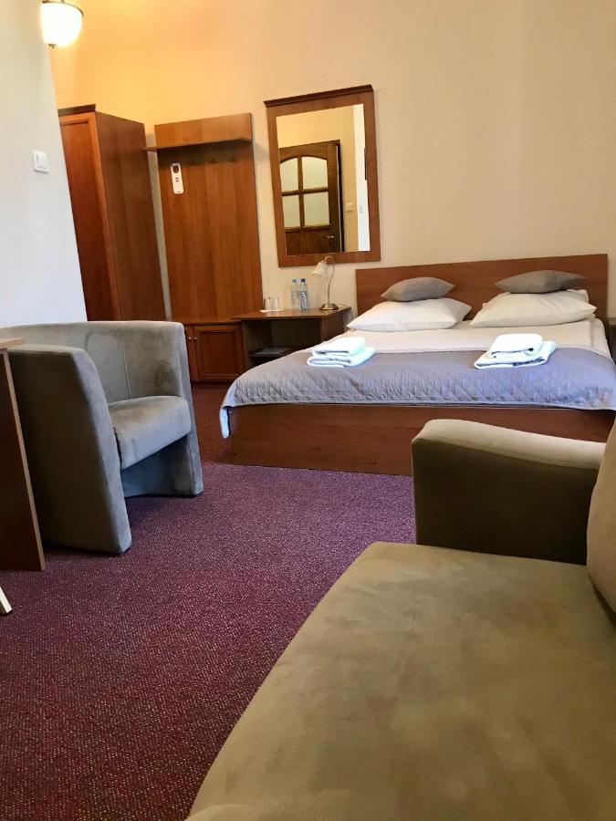 Hotelik Polonia Łowicz 외부 사진