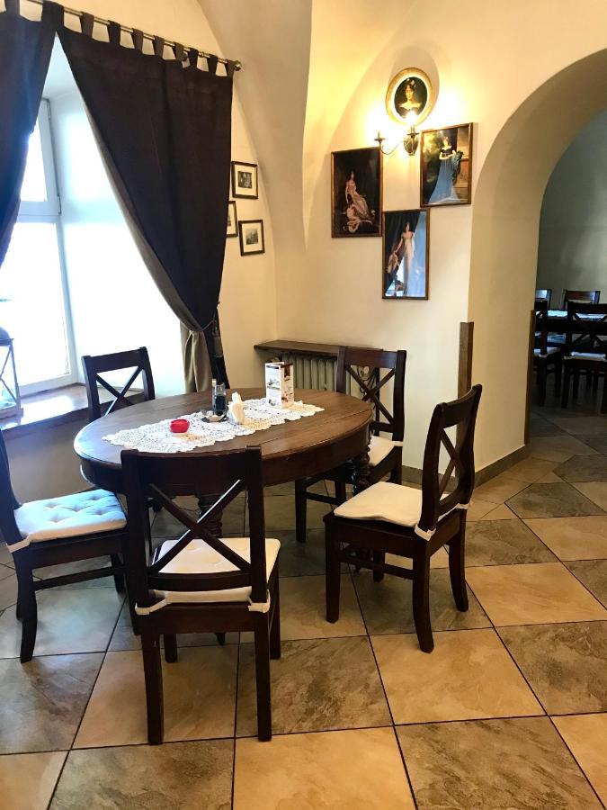 Hotelik Polonia Łowicz 외부 사진